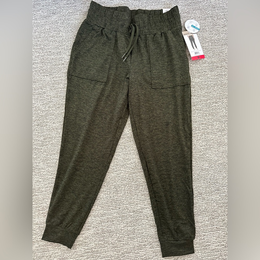 Mondetta Women’s Melange Peached Jogger | Medium | Olive Green Night - Picture 2 of 10